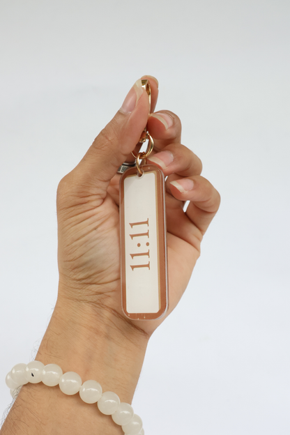 11:11 Keychain – Your Manifestation Companion